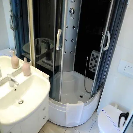 بيت ضيافة Gold