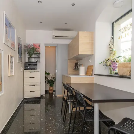 Gold Gostinjska kuća 3*